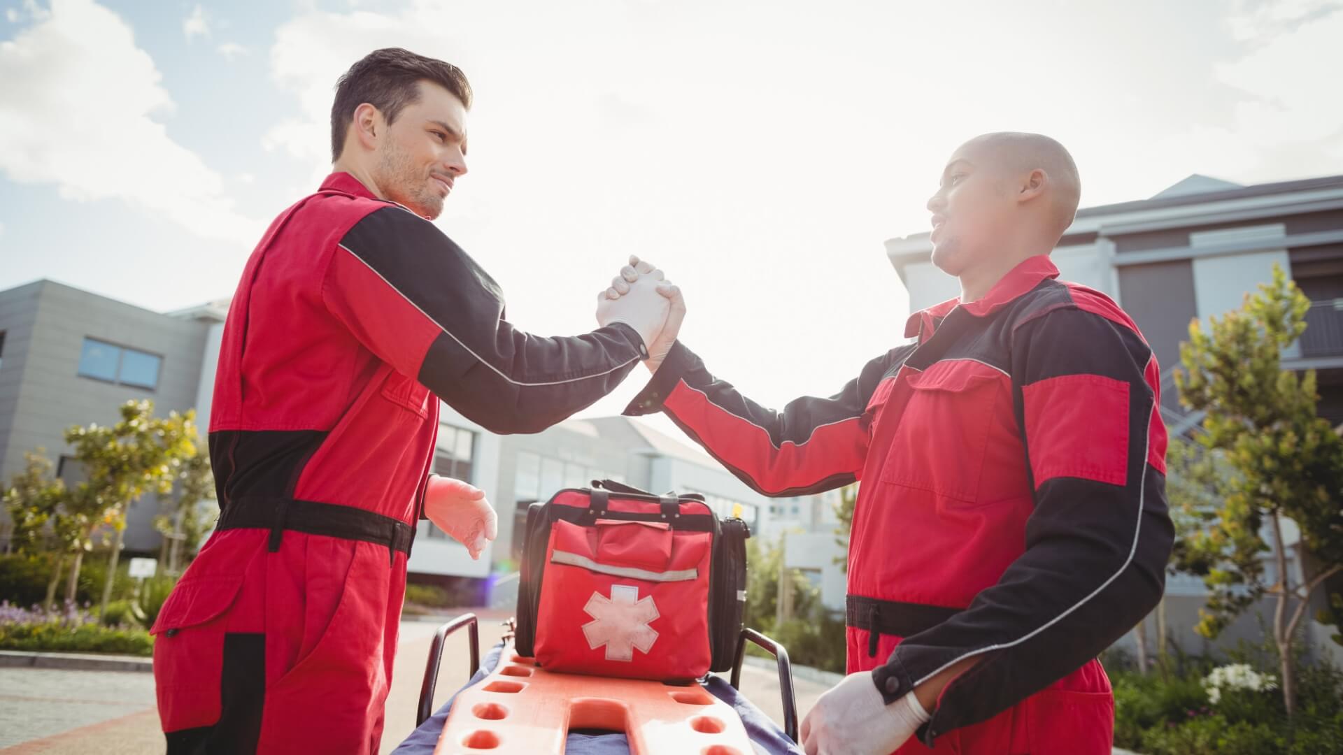 LIFEPAK CR2 AED for Workplaces – The Ultimate Emergency Defibrillator Solution | AED Best Brands